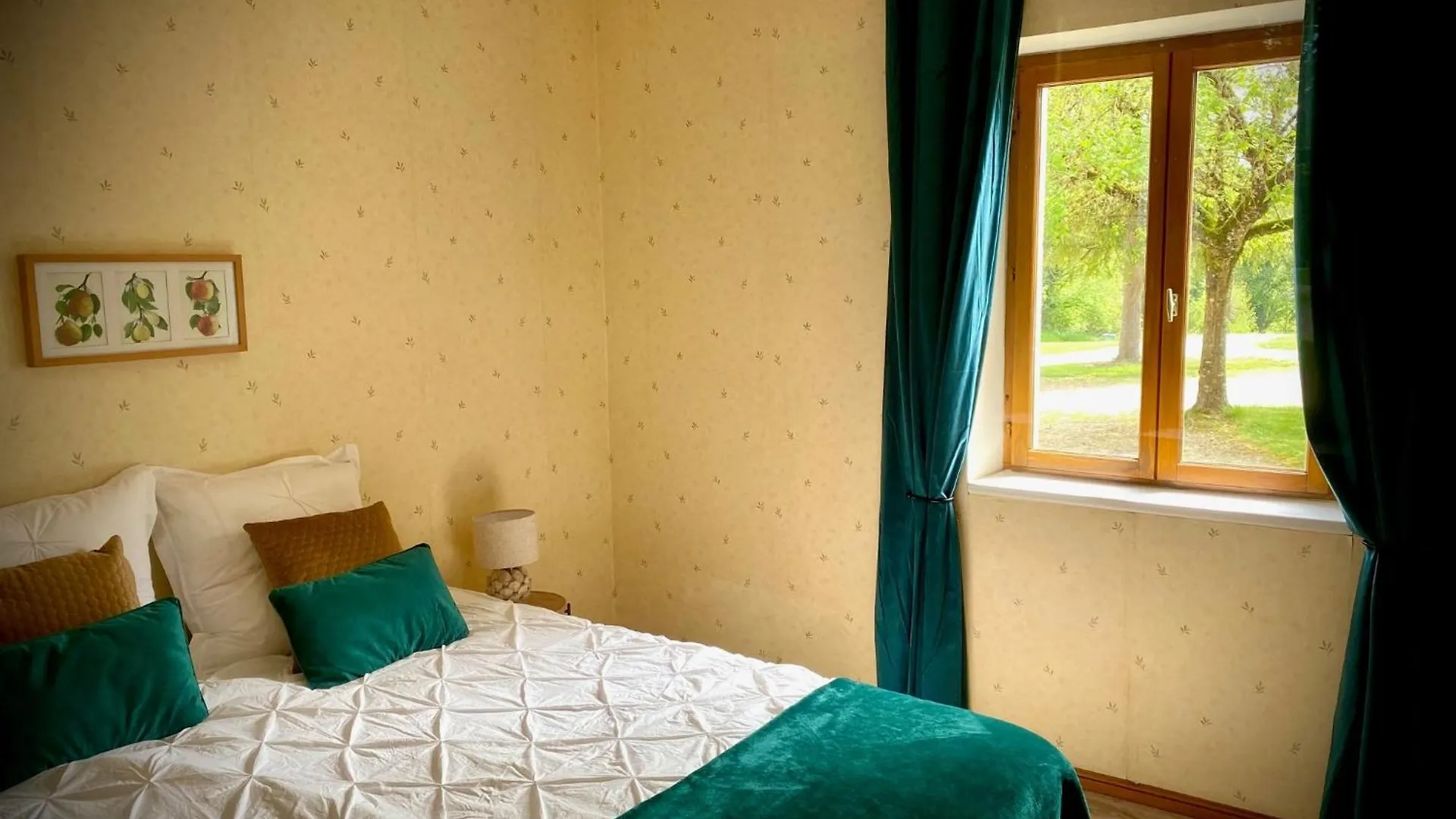 Domaine La Cabane Luxe Vakantiehuizen Met Zwembad Degagnac Holiday home