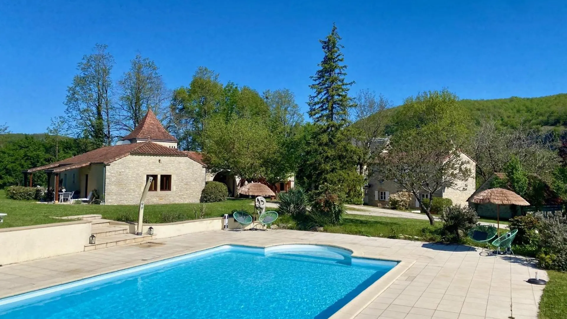 Feriehus Domaine La Cabane Luxe Vakantiehuizen Met Zwembad Dégagnac