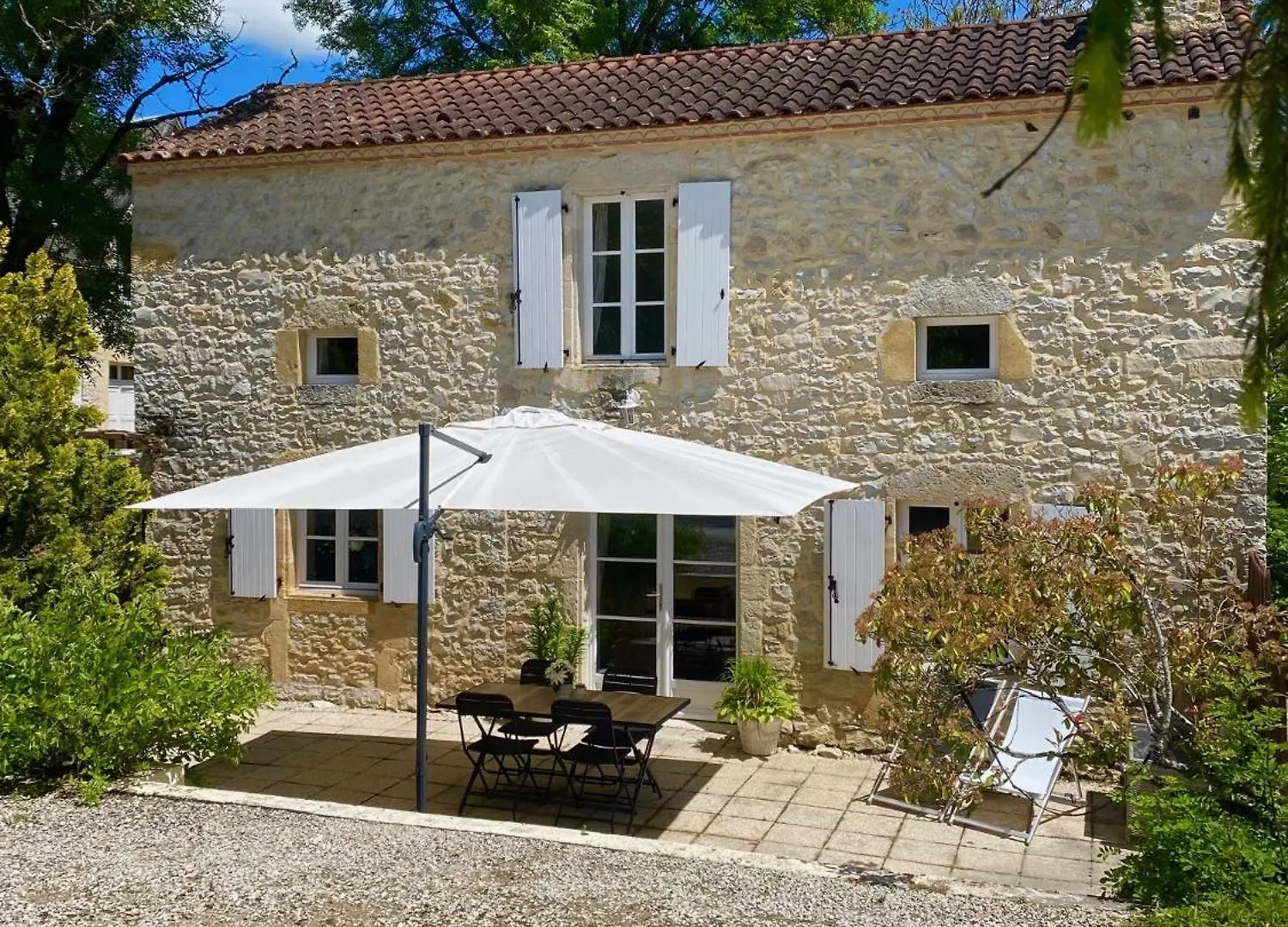 Domaine La Cabane Luxe Vakantiehuizen Met Zwembad Dégagnac