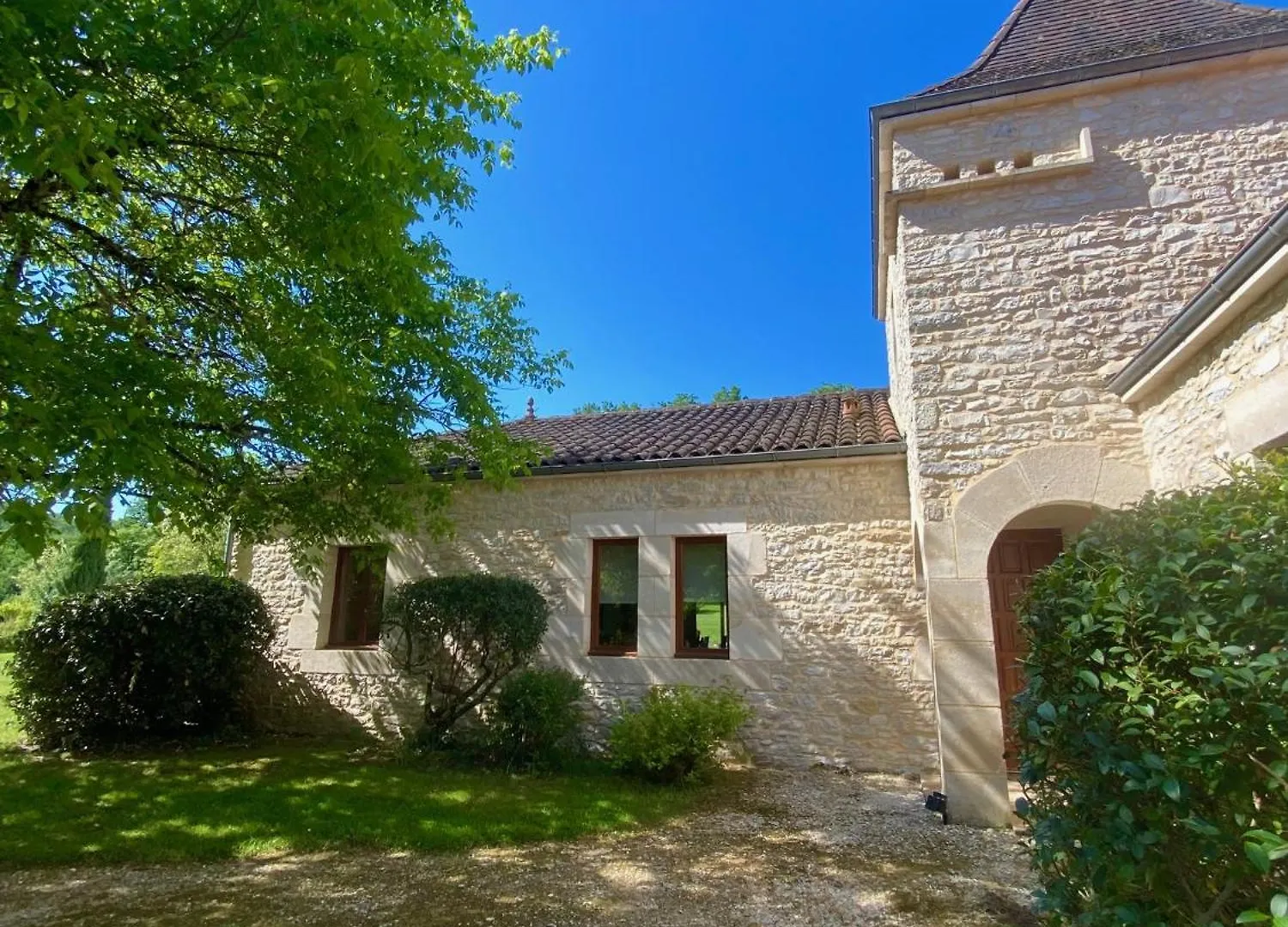 Domaine La Cabane Luxe Vakantiehuizen Met Zwembad Dégagnac Feriehus